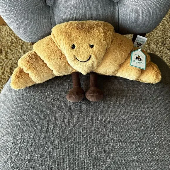 Jellycat Medium Croissant FAST SHIP NEW Amuseables - Picture 1 of 9